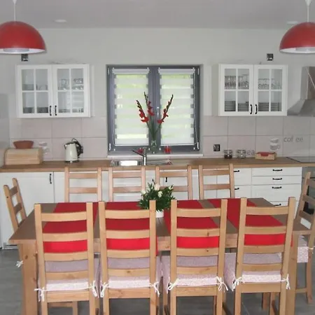 Sleeps 12 Wifi Faszcze